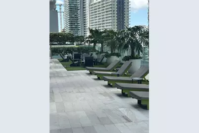 1010 Brickell Ave #2707, Miami, FL 33131 - Photo 17