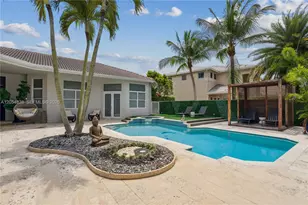 1371 Victoria Isle Dr, Weston, FL 33327 - Photo 5