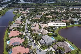 1371 Victoria Isle Dr, Weston, FL 33327 - Photo 37
