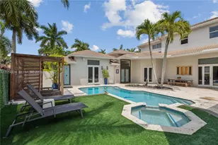 1371 Victoria Isle Dr, Weston, FL 33327 - Photo 1