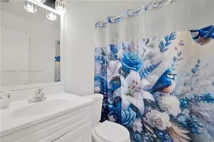 15460 SW 82nd Ln, Miami, FL 33193 - Photo 11
