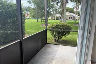 9020 N Lake Park Cir N, Davie, FL 33328 - Photo 29