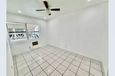 2041 S Jackson St #4, Hollywood, FL 33020 - Photo 7