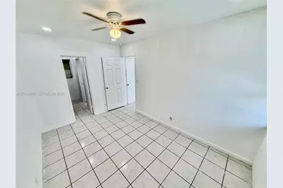 2041 S Jackson St #4, Hollywood, FL 33020 - Photo 9