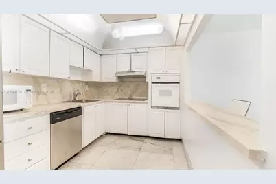 19380 Collins Ave #1423, Sunny Isles Beach, FL 33160 - Photo 21