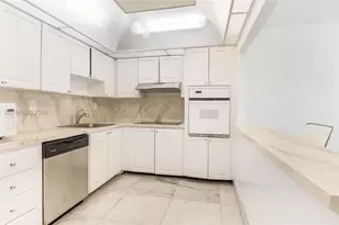 19380 Collins Ave, Sunny Isles Beach, FL 33160 - Photo 21