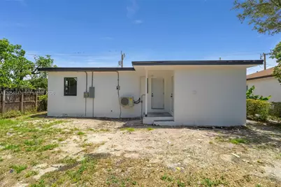 2121 NW 86th Ter, Miami, FL 33147 - Photo 29