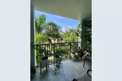 17150 N Bay Rd #2412, Sunny Isles Beach, FL 33160 - Photo 1