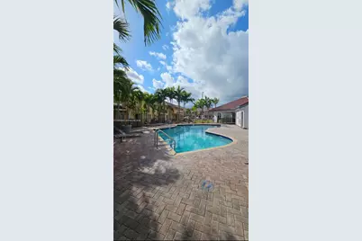 8253 NW 5th Ter #350, Miami, FL 33126 - Photo 3