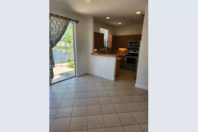 11425 NW 76th Ter, Doral, FL 33178 - Photo 11