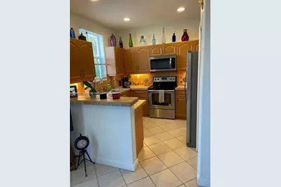 11425 NW 76th Ter, Doral, FL 33178 - Photo 9