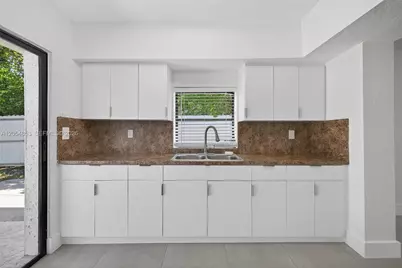 17150 NE 18th Ave #17150, North Miami Beach, FL 33162 - Photo 11