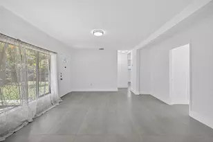17150 NE 18th Ave, North Miami Beach, FL 33162 - Photo 27