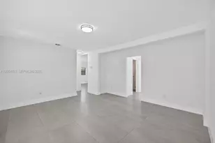 17150 NE 18th Ave, North Miami Beach, FL 33162 - Photo 25