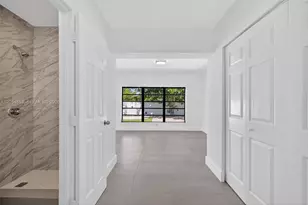17150 NE 18th Ave, North Miami Beach, FL 33162 - Photo 21