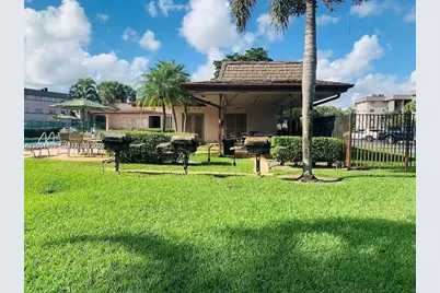 2461 SW 82nd Ave #306, Davie, FL 33324 - Photo 9
