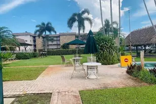 2461 SW 82nd Ave, Davie, FL 33324 - Photo 3