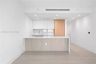 2411 Laguna Cir, North Miami, FL 33181 - Photo 13