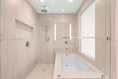 2411 Laguna Circle #1604, North Miami, FL 33181 - Photo 5