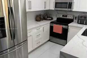 500 SW 130th Terrace, Pembroke Pines, FL 33027 - Photo 25
