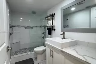 500 SW 130th Terrace, Pembroke Pines, FL 33027 - Photo 9