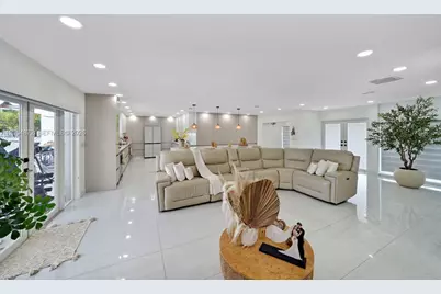 7920 Venetian St, Miramar, FL 33023 - Photo 13