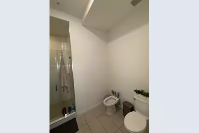7825 NW 107th Ave #818, Doral, FL 33178 - Photo 9