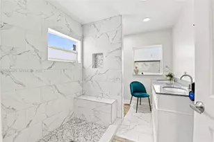 2211 NE 1st Ave, Pompano Beach, FL 33060 - Photo 15