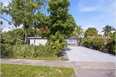2211 NE 1st Ave, Pompano Beach, FL 33060 - Photo 41