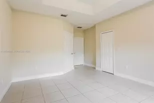 213 SW 15th Pl, Homestead, FL 33030 - Photo 9