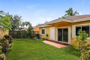 213 SW 15th Pl, Homestead, FL 33030 - Photo 15