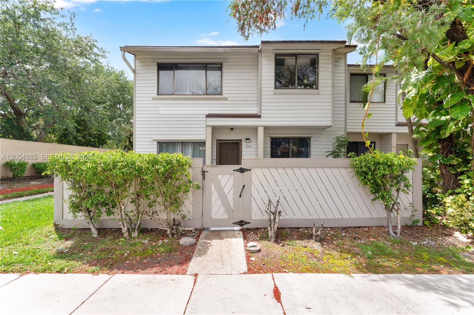 3541 NW 99th Terrace #6A - 3541 NW 99th Terrace #6A, Sunrise, FL 33351 Luxury Property | Jose Angel Pina