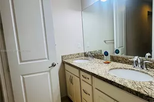 1409 SW 113th Ave, Pembroke Pines, FL 33025 - Photo 15