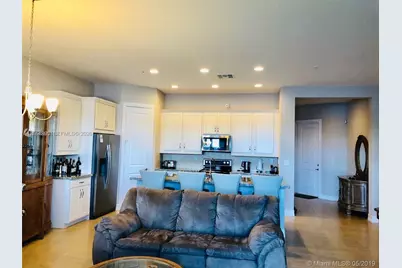 1409 SW 113th Ave, Pembroke Pines, FL 33025 - Photo 3