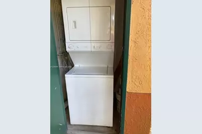 10765 Cleary Blvd #103, Plantation, FL 33324 - Photo 11