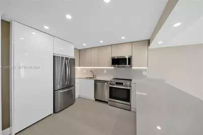 1865 Brickell Ave #A606, Miami, FL 33129 - Photo 3