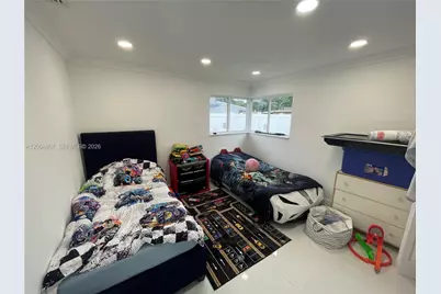 6610 Cody St, Hollywood, FL 33024 - Photo 7