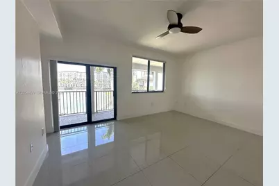 4713 NW 84th Ct, Doral, FL 33166 - Photo 15