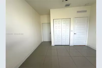 4713 NW 84th Ct, Doral, FL 33166 - Photo 11
