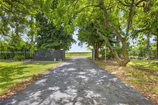 33800 SW 212th Ave, Homestead, FL 33034 - Photo 9