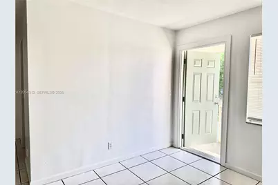 3500 Harrison St #12, Hollywood, FL 33021 - Photo 7