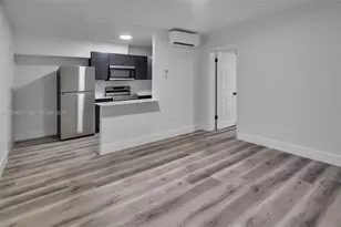 4037 SW 65th Ave, South Miami, FL 33155 - Photo 3
