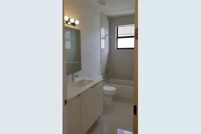 10468 SW 118th Ave, Miami, FL 33186 - Photo 7