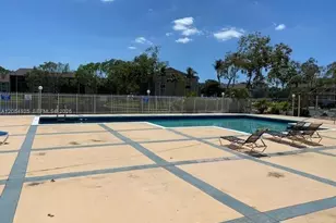 300 W Palm Cir W, Pembroke Pines, FL 33025 - Photo 33