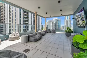 121 NE 5th St, Miami, FL 33132 - Photo 45