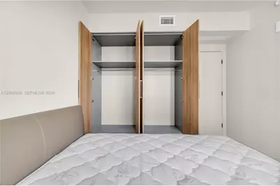 121 NE 5th St #3405, Miami, FL 33132 - Photo 13