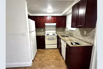 1525 NE 135th St #14, North Miami, FL 33161 - Photo 3