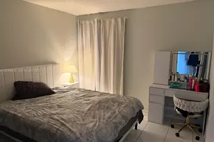 2420 Diana Dr, Hallandale Beach, FL 33009 - Photo 5