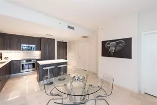 88 SW 7th St, Miami, FL 33130 - Photo 7