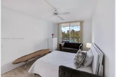 21205 Yacht Club Dr #701, Aventura, FL 33180 - Photo 29